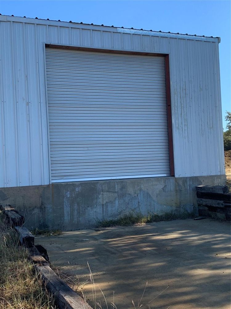411 Lee Rd, Mineral Wells, TX 76067